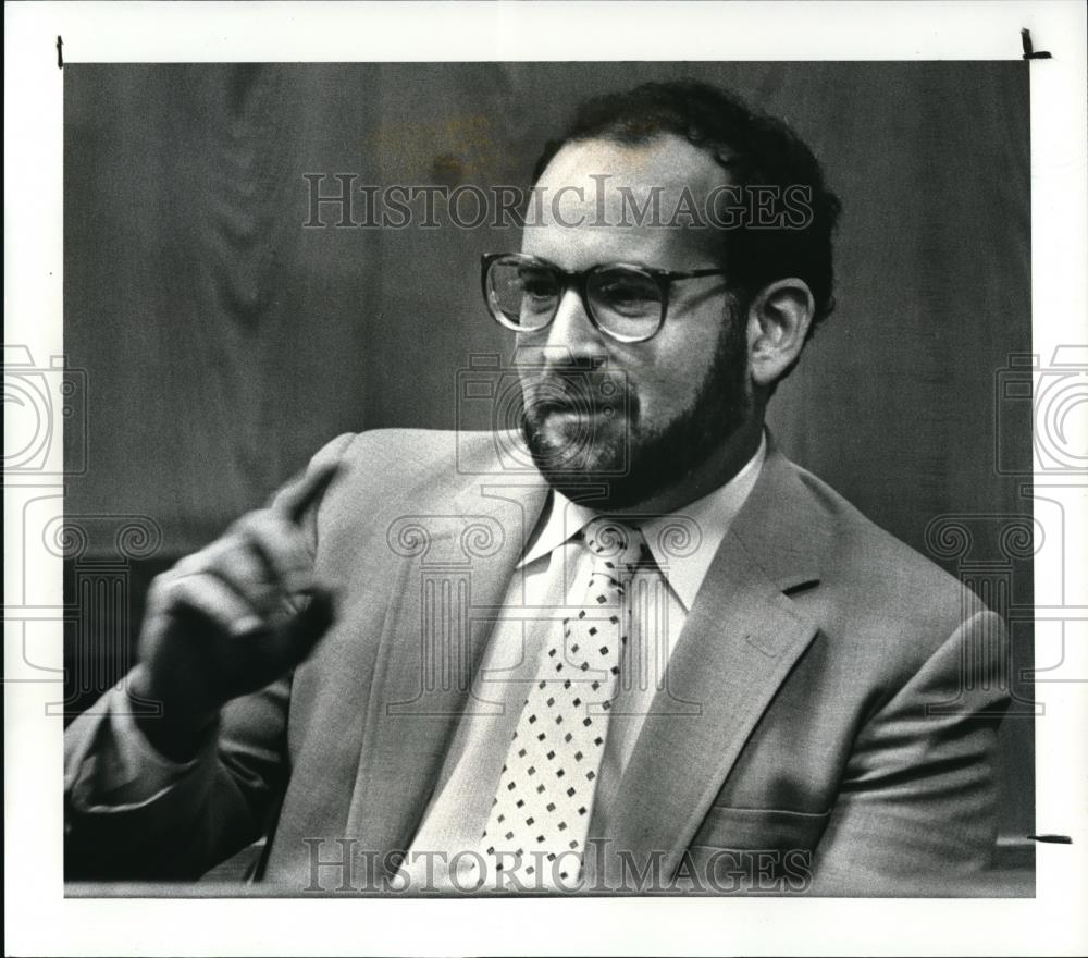 1988 Press Photo Lawyer Bruce Melamed - Historic Images