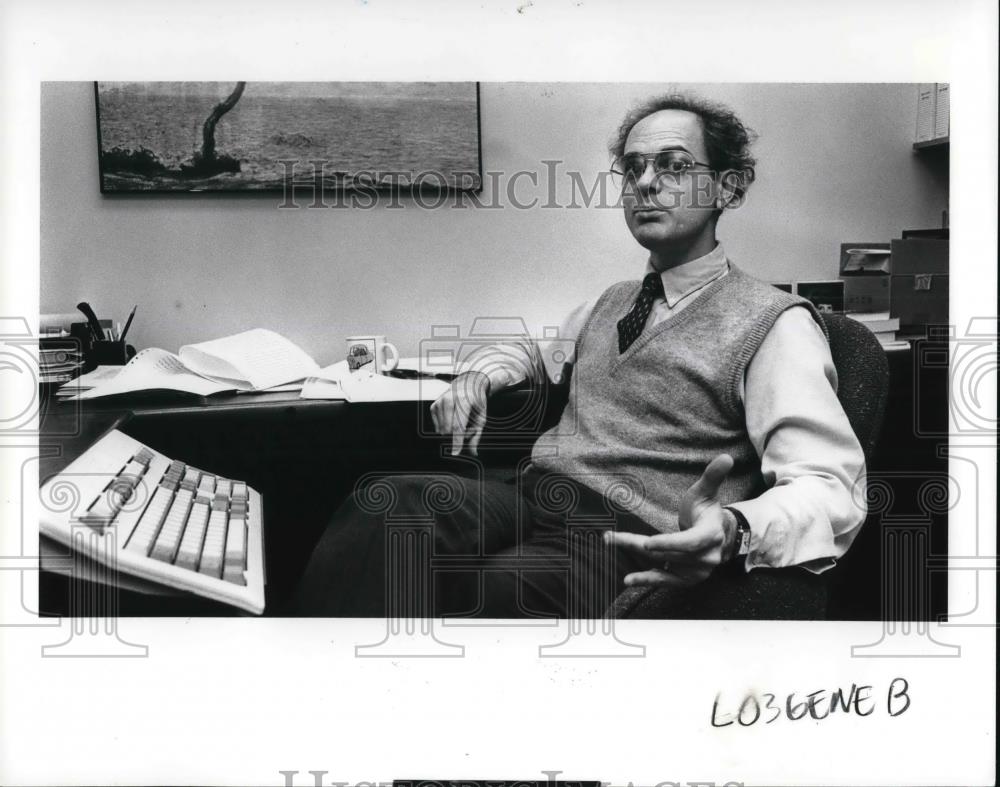 1989 Press Photo Thomas Murray director of Biomedical ethics at CWRU Medical Sch - Historic Images