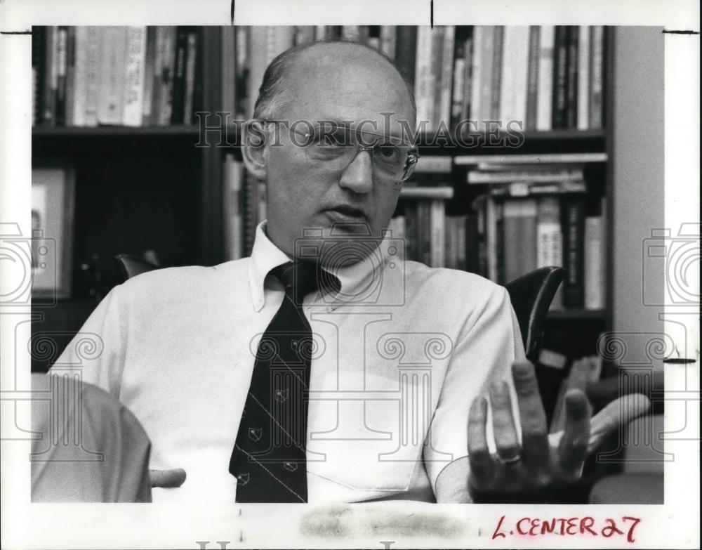 1989 Press Photo Reverend James Leehan Office of University Christian Movement - Historic Images