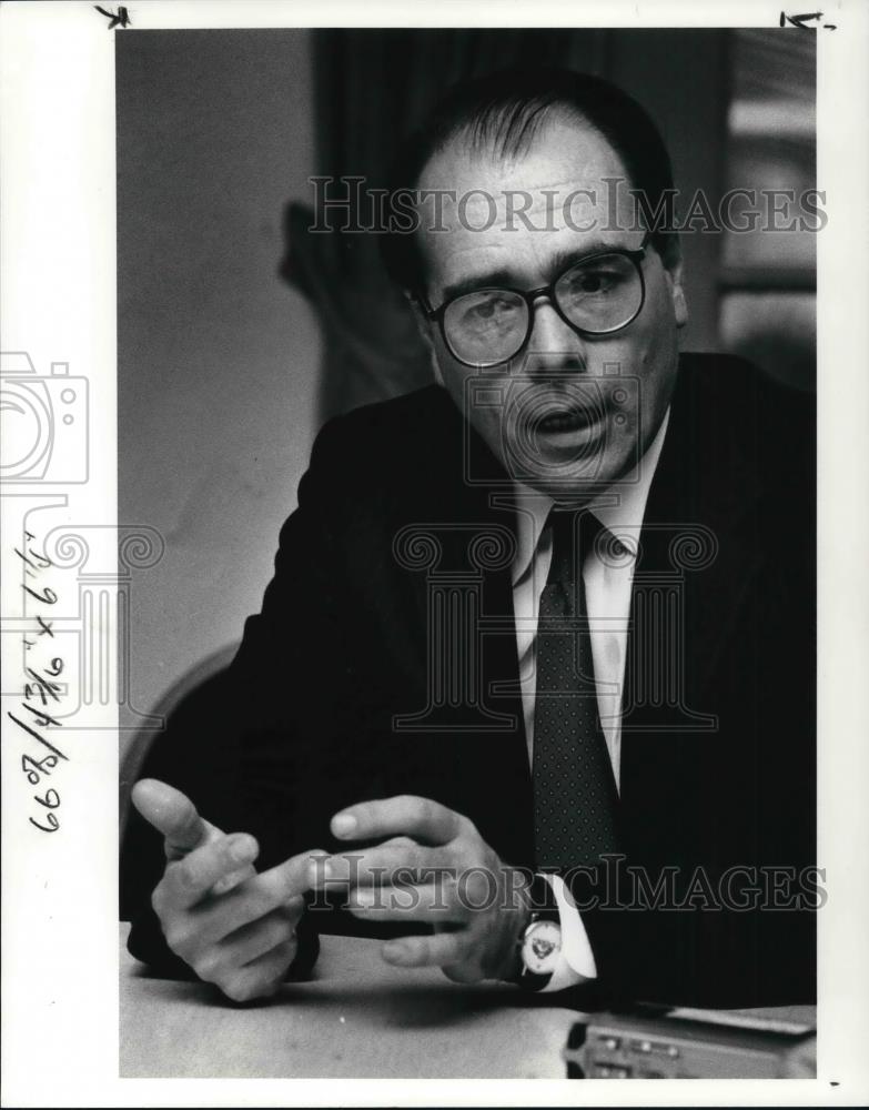 1990 Press Photo James B. Lockhart, Vice Chairman of WL Ross &amp; Company - Historic Images