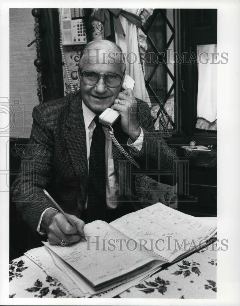 1989 Press Photo Harry Loader, councilman of Royalton - Historic Images