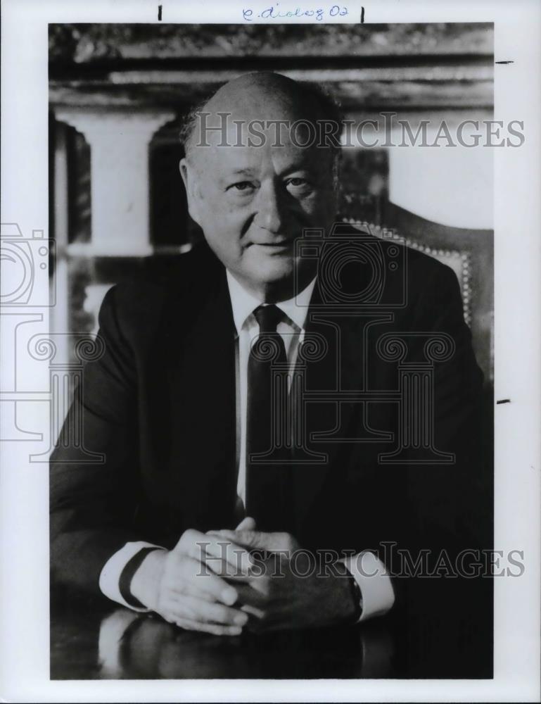 1990 Press Photo Former New York Mayor Ed Koch on cleaning up American cities - Historic Images