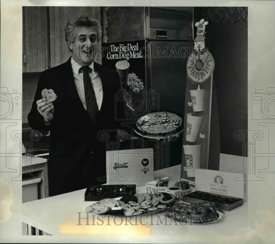1989 Press Photo Robert Portman President of The Original Cookie Co. - Historic Images