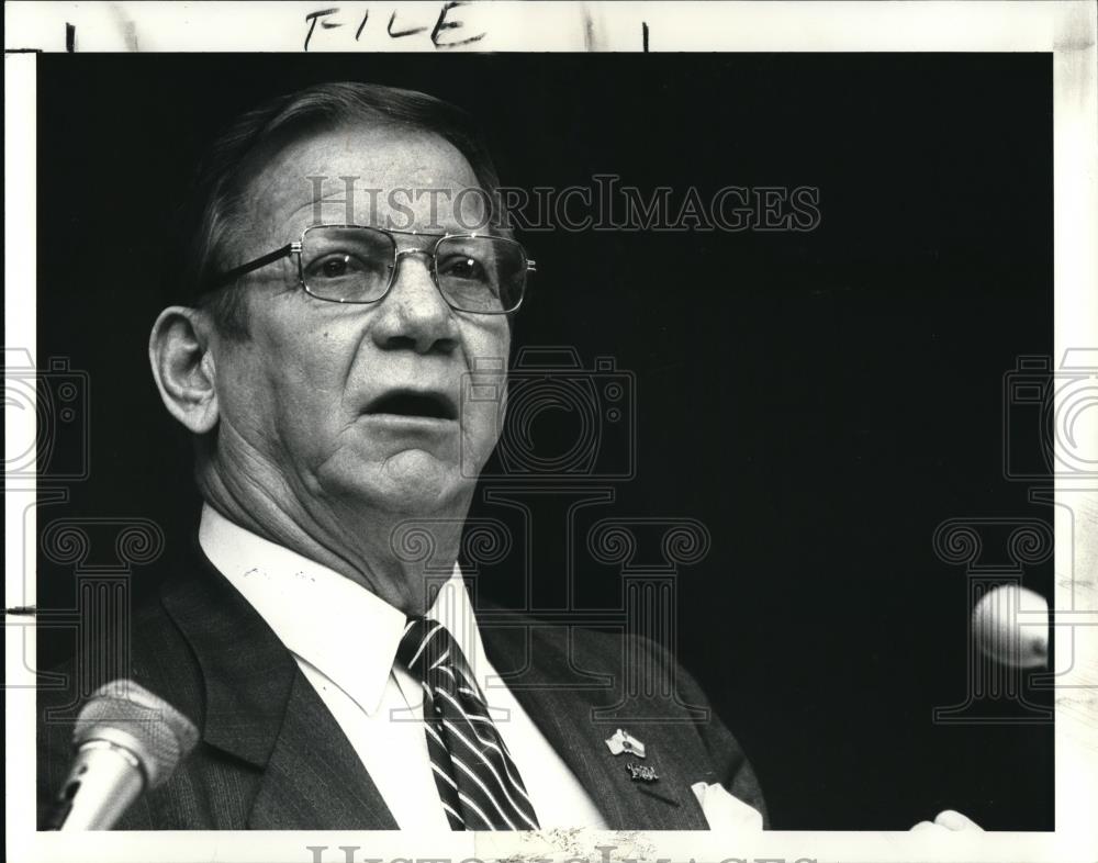 1987 Press Photo Lorain Ohio Mayor Alex M. Olejko - Historic Images