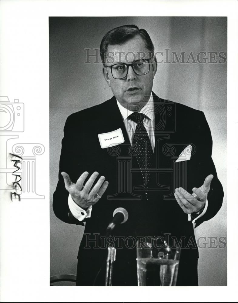 1989 Press Photo George Miller, Cleveland campaign former director - Historic Images