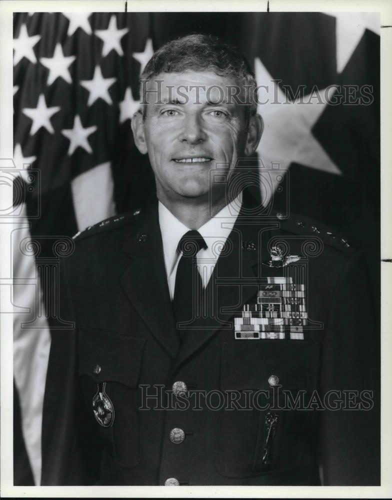 1991 Press Photo Gen. James P. McCarthy - Historic Images