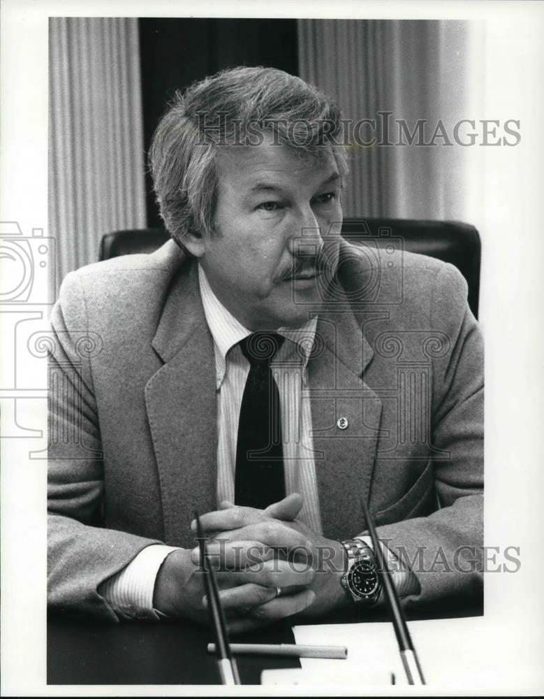 1988 Press Photo Larry McFather, President of the Brotherhood of Locomotive - Historic Images