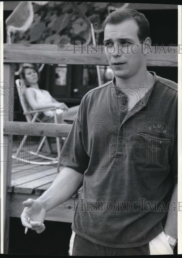 1991 Press Photo George Morse, first prisoner of conscience - Historic ...
