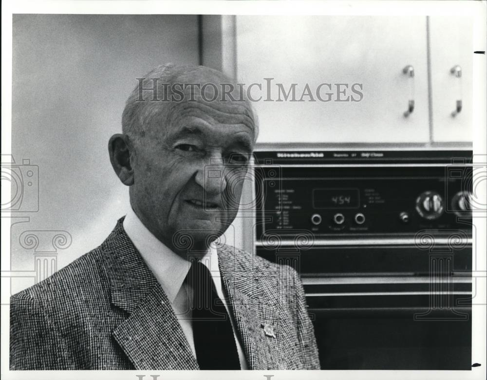 1991 Press Photo Frank Perdue, president and CEO of Perdue Farms - cva36796 - Historic Images