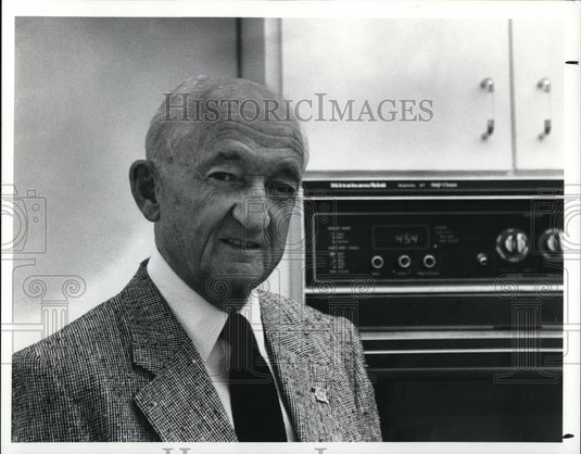 1991 Press Photo Frank Perdue, president and CEO of Perdue Farms - cva36796 - Historic Images