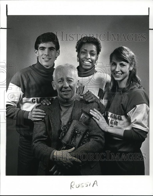 1988 Press Photo James A Reilly Pres. of Clevelad Partner Cities for Peace - Historic Images