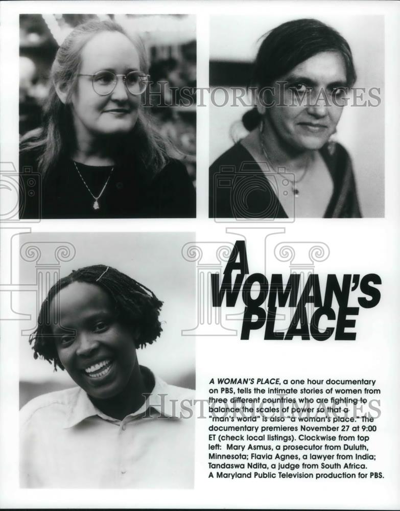 1998 Press Photo Mary Asmus Flavia Agnes and Tandaswa Ndita on A Woman&#39;s Place - Historic Images