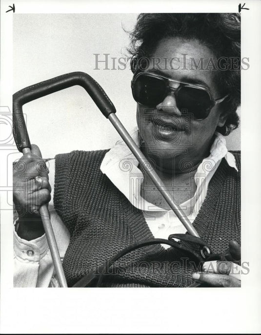 1985 Press Photo Birdie Kitsye Miner Blind Person Saved By Her Dog Duchess - Historic Images