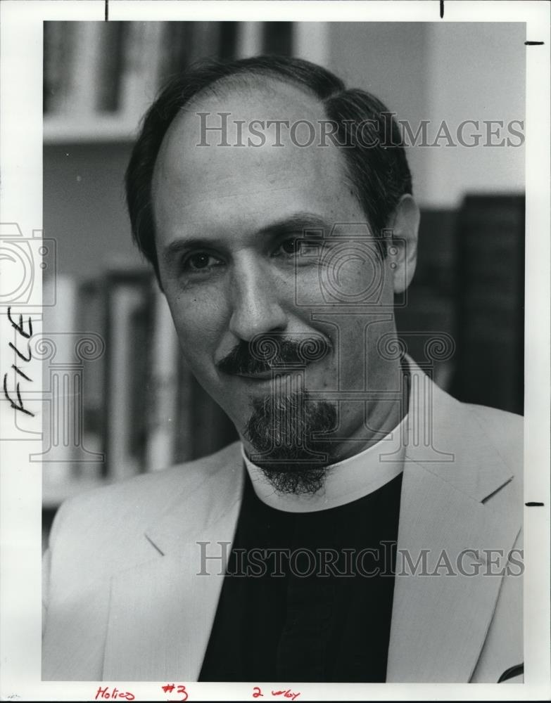 1991 Press Photo Rev. William D Persell of Trinity Cathedral - Historic Images
