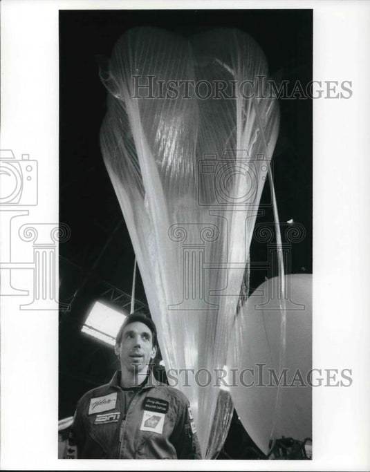 1992 Press Photo Larry Newman of the Eastwinds project - Historic Images