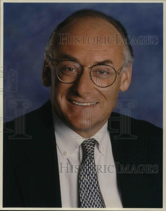 Press Photo Lee Fisher - cvp20686 - Historic Images