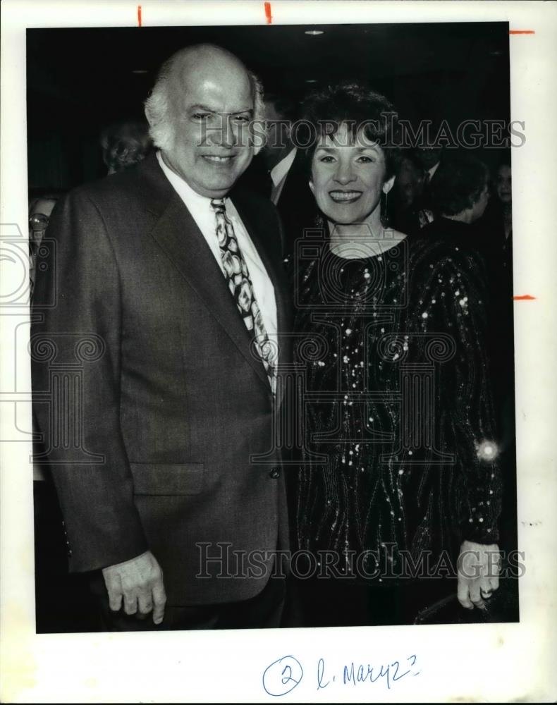 1992 Press Photo Harland Diamond and Eunice Podise Weiskoff attending a benefit - Historic Images