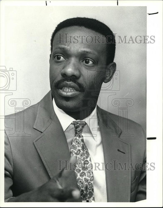 1989 Press Photo Emmanuel W. Obnoir - cva32446 - Historic Images