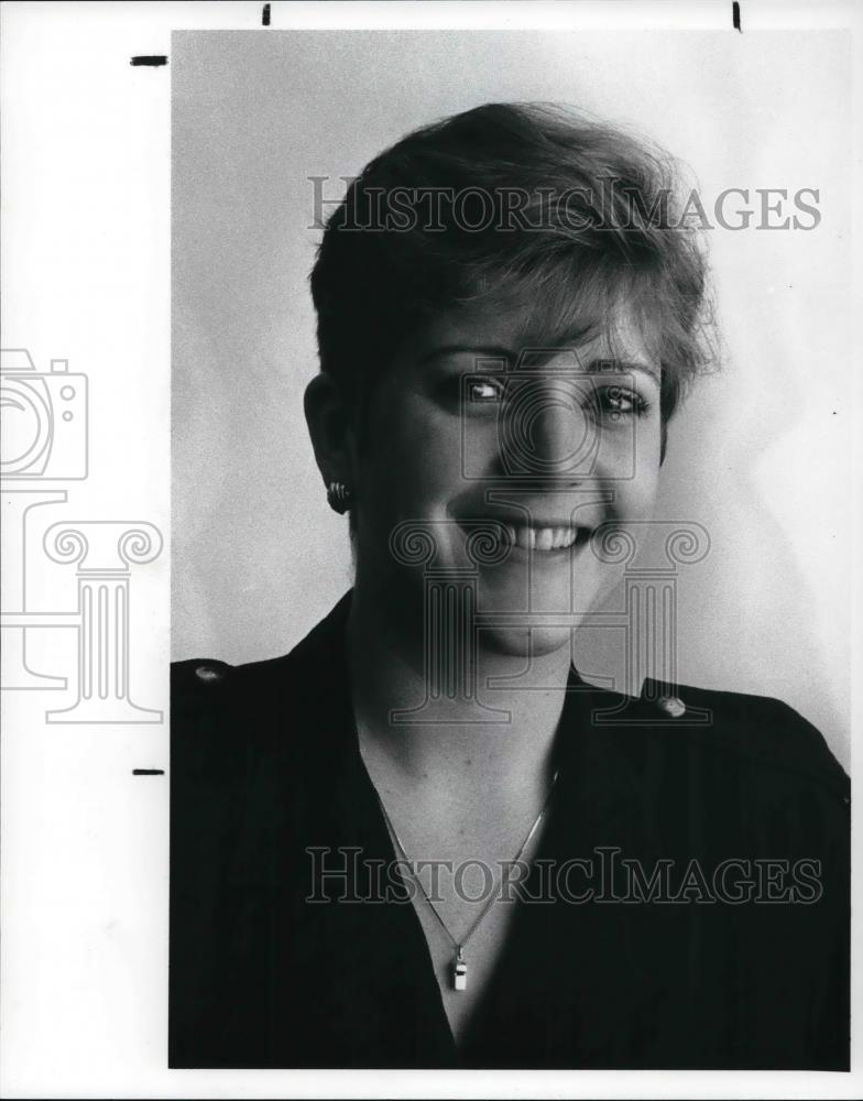 1988 Press Photo Jeanne Kelly former Stockbroker - Historic Images