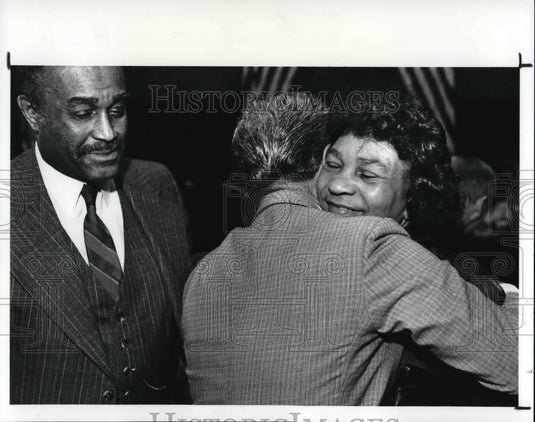 1988 Press Photo New School Board President Mildred Madison & Joseph A. Costanzo - Historic Images