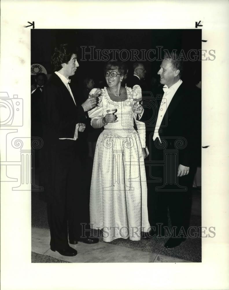 1984 Press Photo James Javore, Elfrida Sabaditsch and Hans Sabaditsch - Historic Images