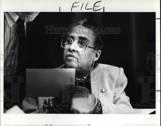 1987 Press Photo Rubie McCullough Tri C Trustee - Historic Images
