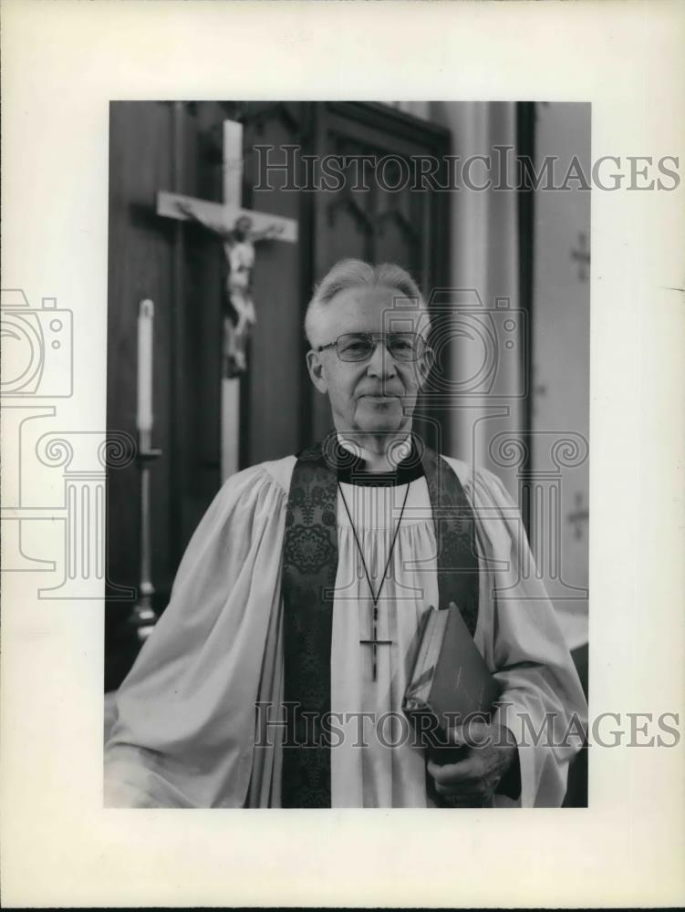 1980 Press Photo Rev Clarence W Luekens - Historic Images