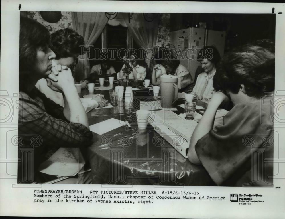 1987 Press Photo Members of Concerned Women of America - Historic Images
