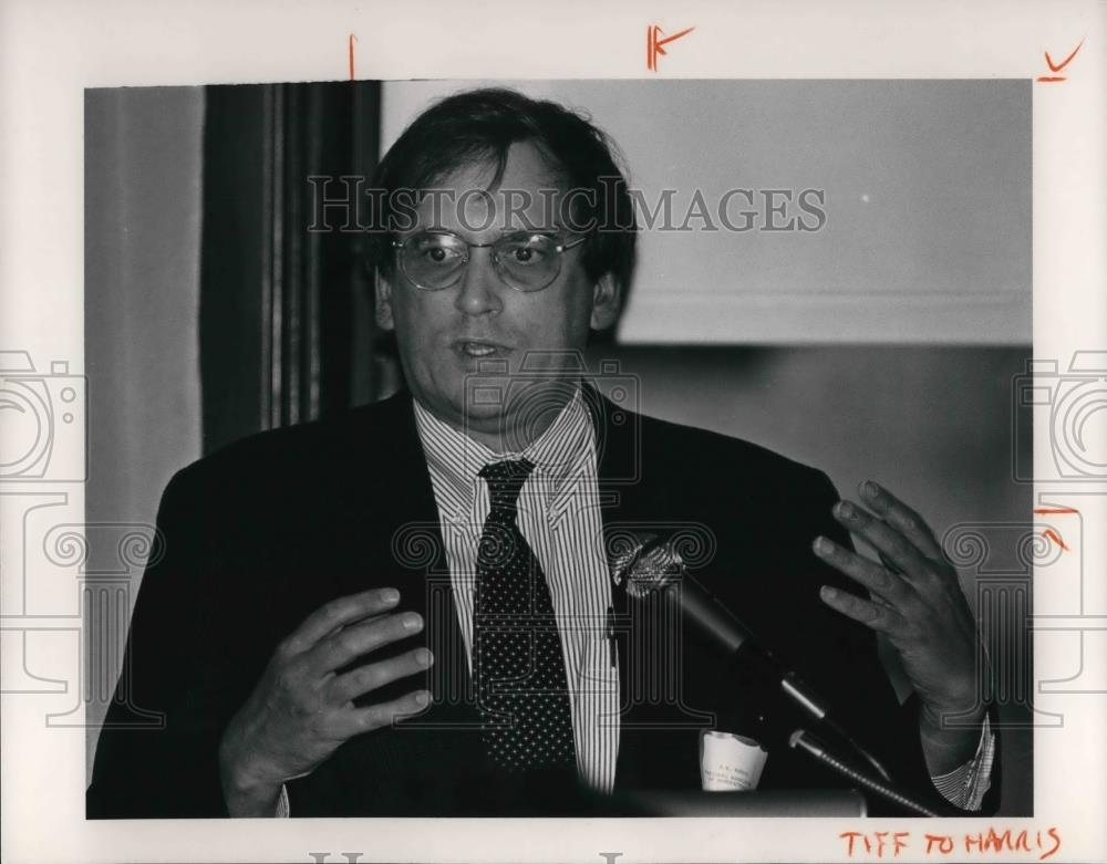1992 Press Photo R K Norris, National Association of Manufacturers at the Union - Historic Images