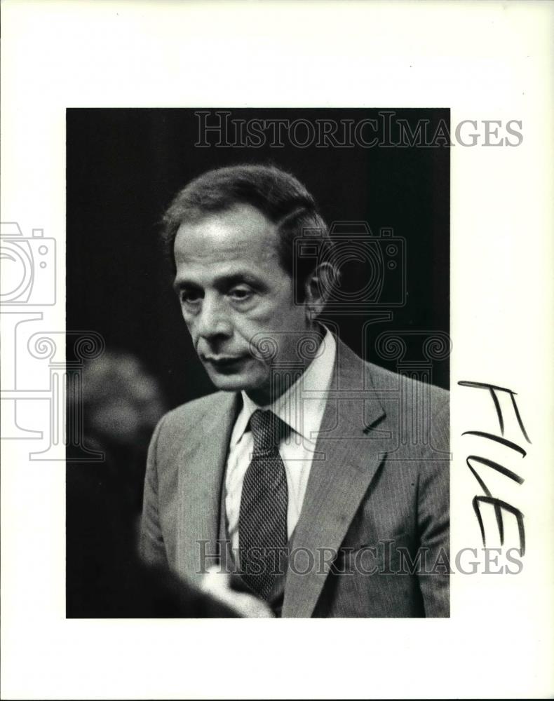1990 Press Photo Fred Pizzedaz at his arraignment - Historic Images