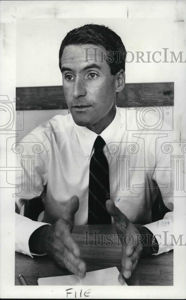 1987 Press Photo County Auditor J. Timothy McCormick - Historic Images