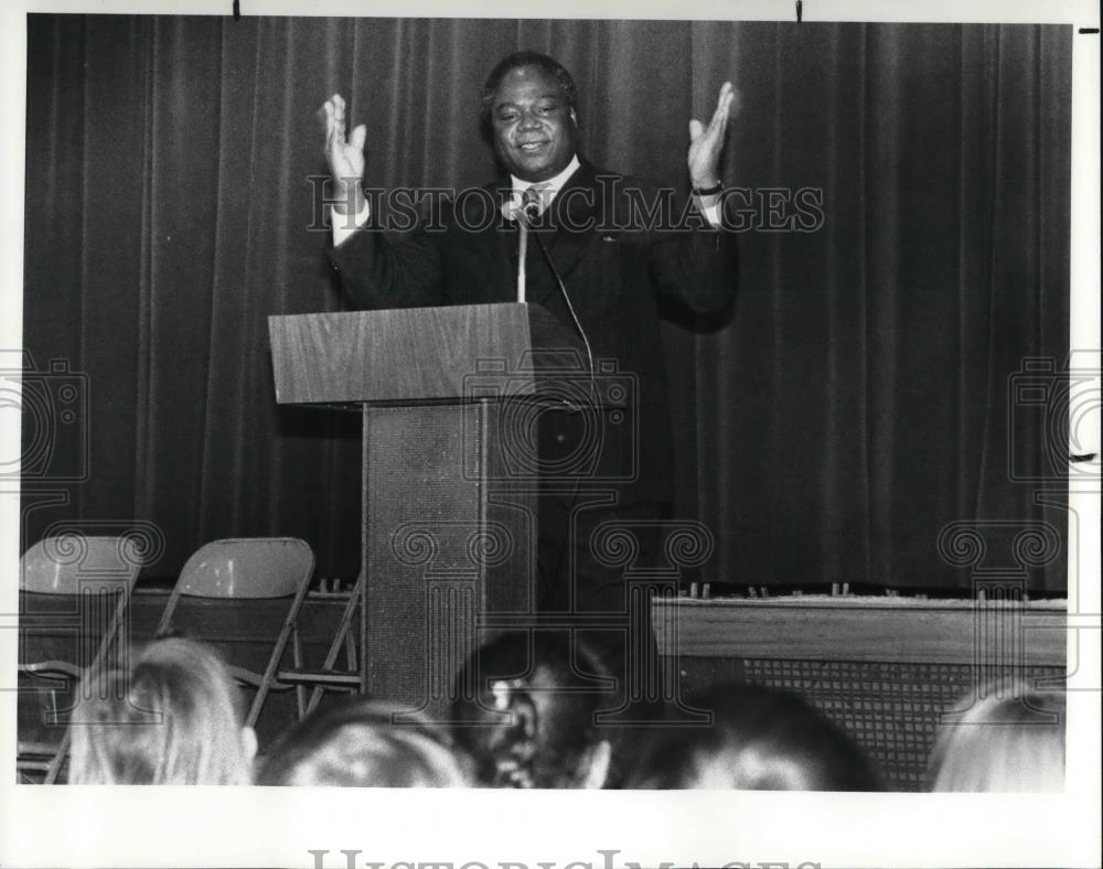 1989 Press Photo Timon S. Manwazu, Malawi Ambassador to US - Historic Images