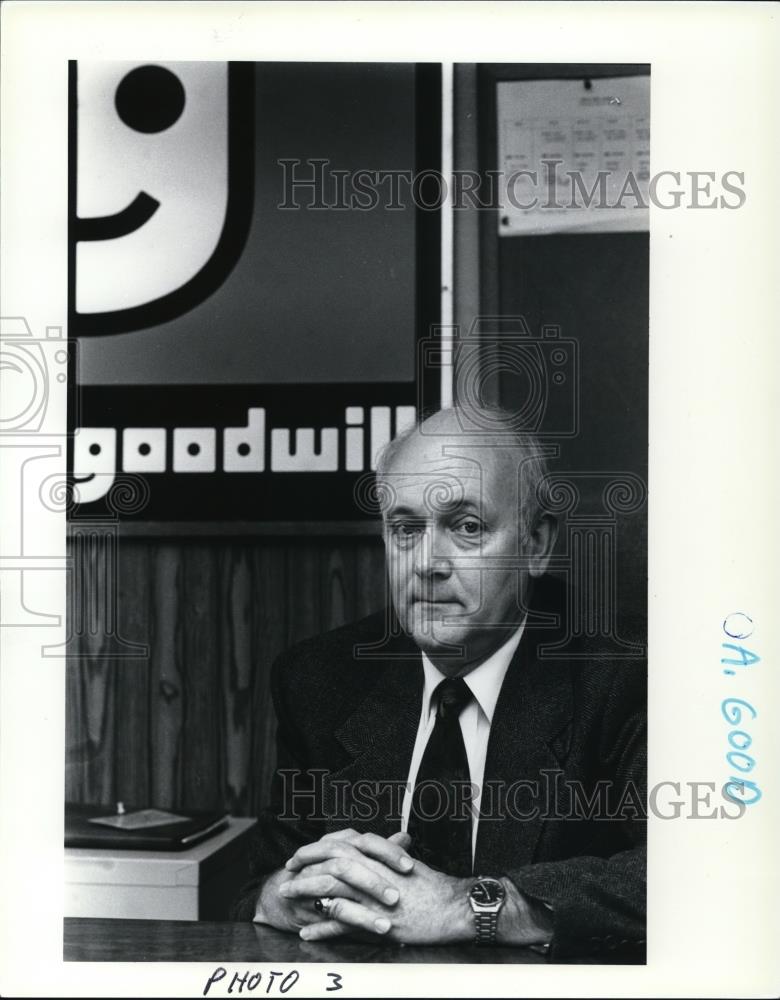 1993 Press Photo Jim Mutchler, interim director of Goodwill Industries - Historic Images