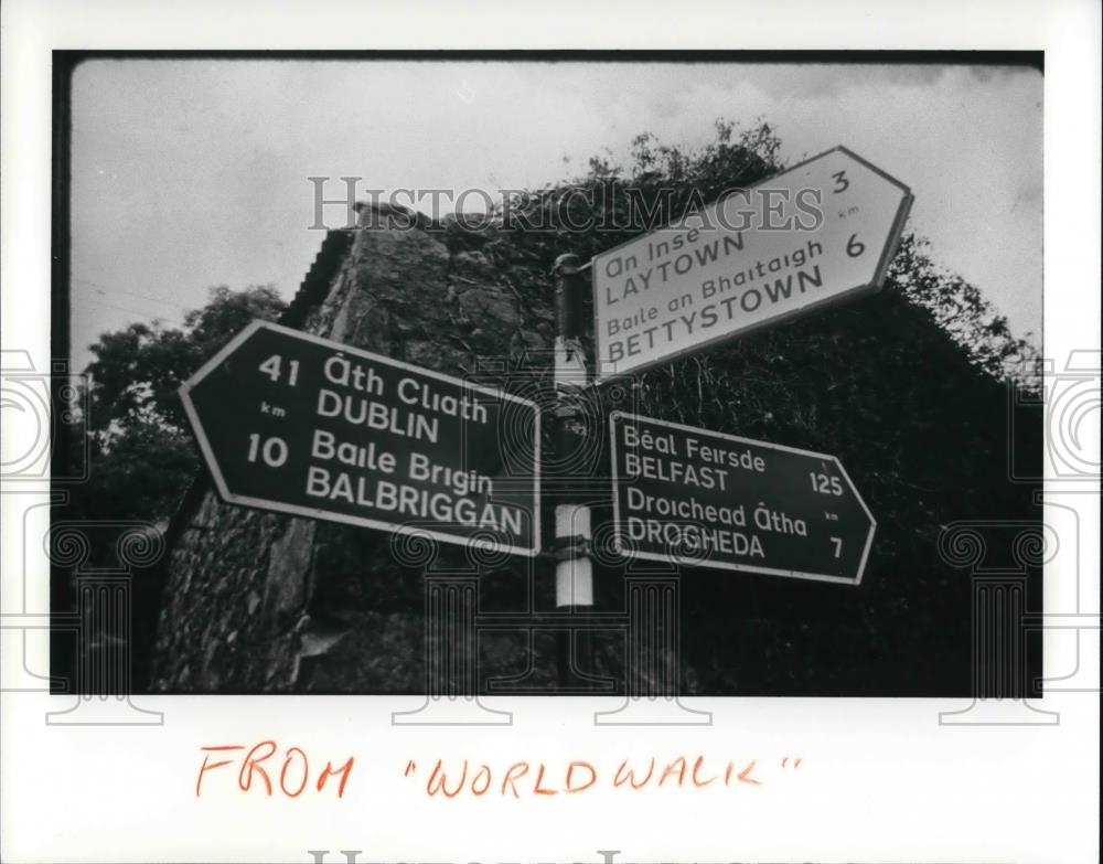 Press Photo Scenes from a round the world walk of Ohio man Steve Newman - Historic Images