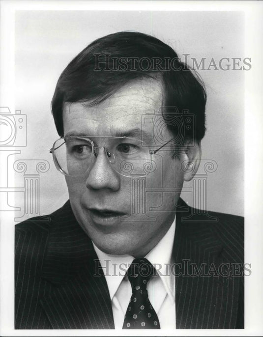 1988 Press Photo Dr. Ken Magid, High Risk author - Historic Images