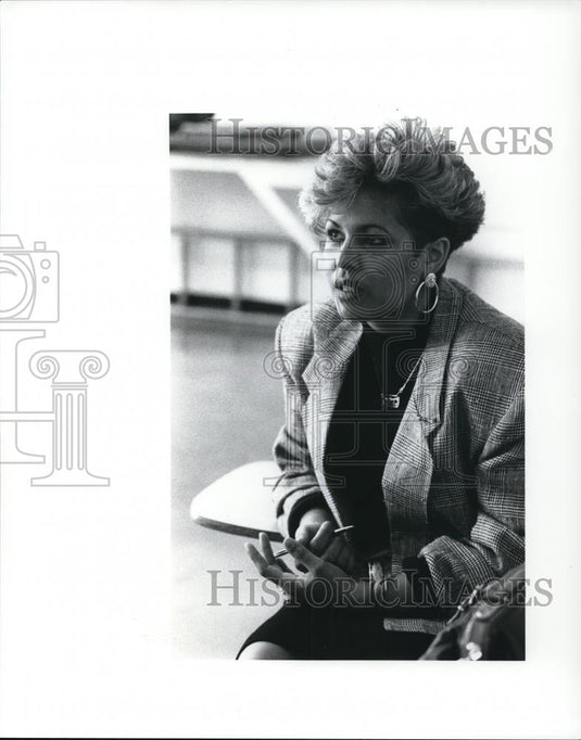 1989 Press Photo Sylvia Enid Millin of Spanish American Committee - Historic Images