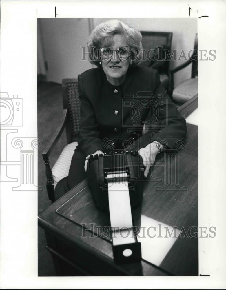 1991 Press Photo Sue Mancini, court reporting company owner - Historic Images
