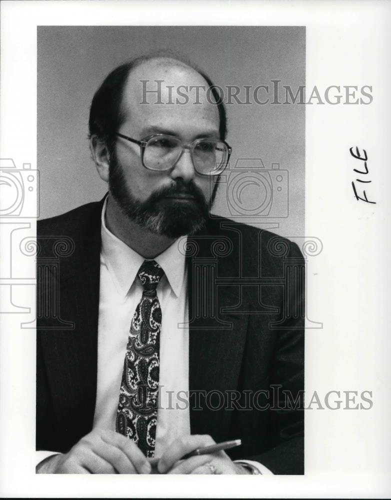 1989 Press Photo Acting Ex Director Howard R. Maier at NOACA board meeting - Historic Images