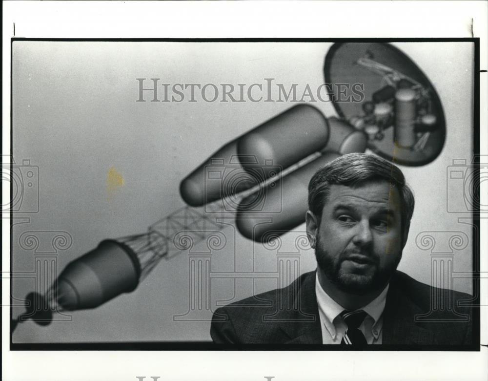 1991 Press Photo Thomas J. Miller, chief of nuclear Propulsion at NASA - Historic Images