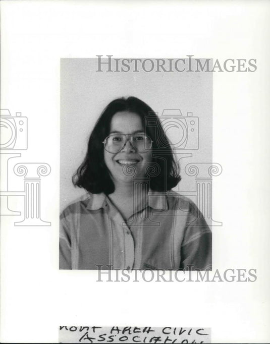 1991 Press Photo Gail Long of Mount are Civic Center - Historic Images