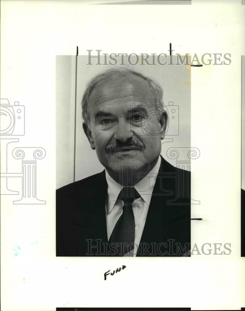 1990 Press Photo Pete Rzepka - Historic Images