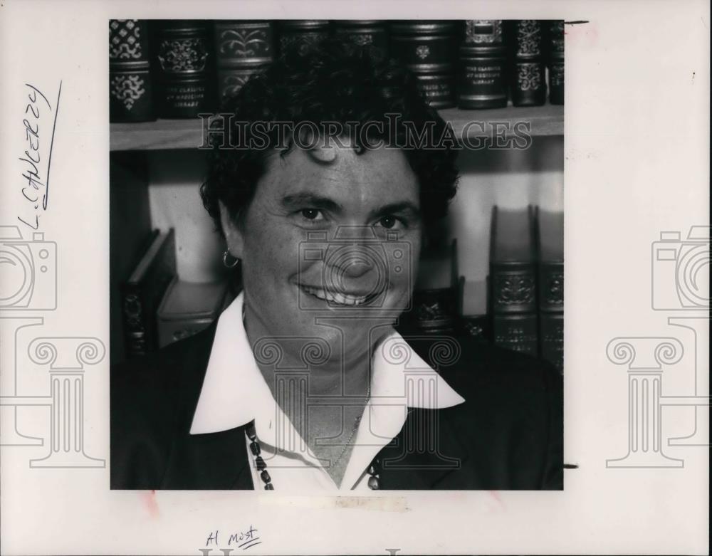 1992 Press Photo Dr. Susan Love - Historic Images
