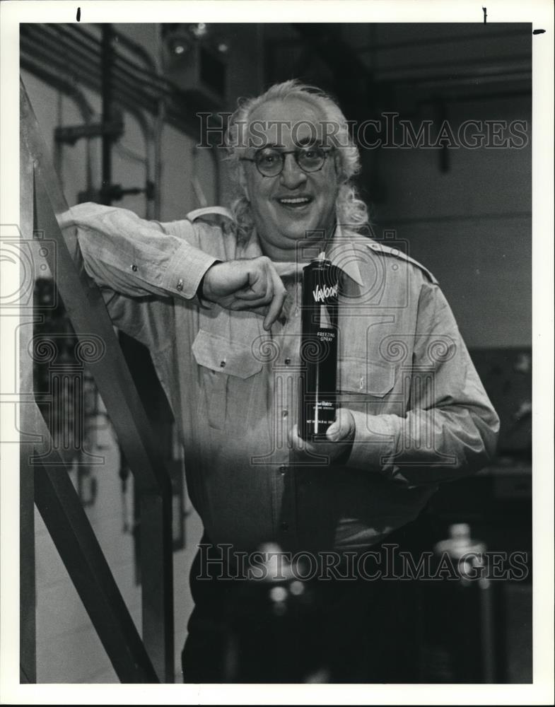 1990 Press Photo Arnold Miller President of Matric Essentials - Historic Images
