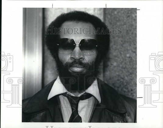 1990 Press Photo Robert Reed, original complainant in Cleveland buses - Historic Images