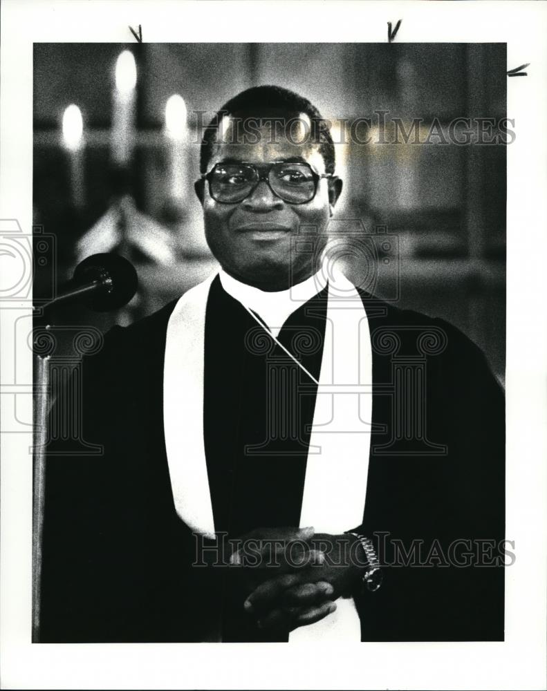 1987 Press Photo Reverend O. F. Nwoko - Historic Images