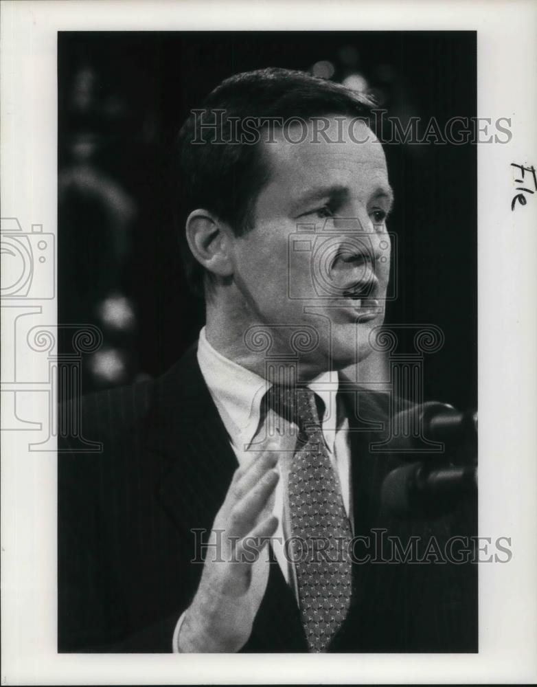 1988 Press Photo Gov. Thomas Kean delivers State of the State Message New Jersey - Historic Images