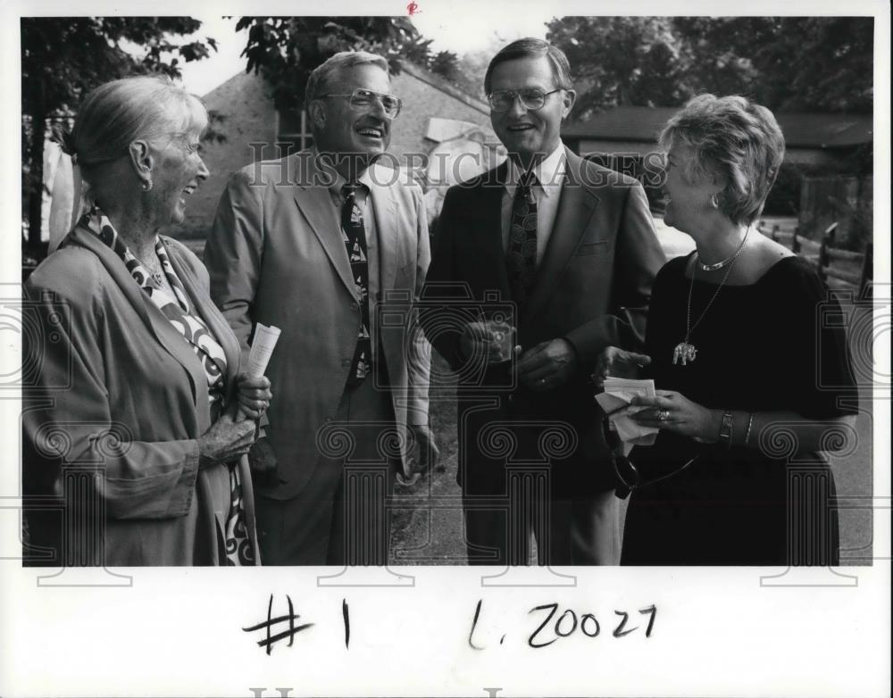 1991 Press Photo Colleen and John Lance with Bill and Linda Schlageter - Historic Images