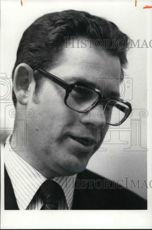 Press Photo New County Administrator Gordon Mulleneaux - Historic Images