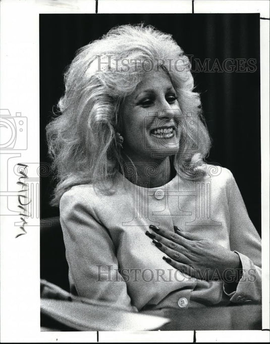 1989 Press Photo Karen Panek lauhs with her Attorney before her trials - Historic Images