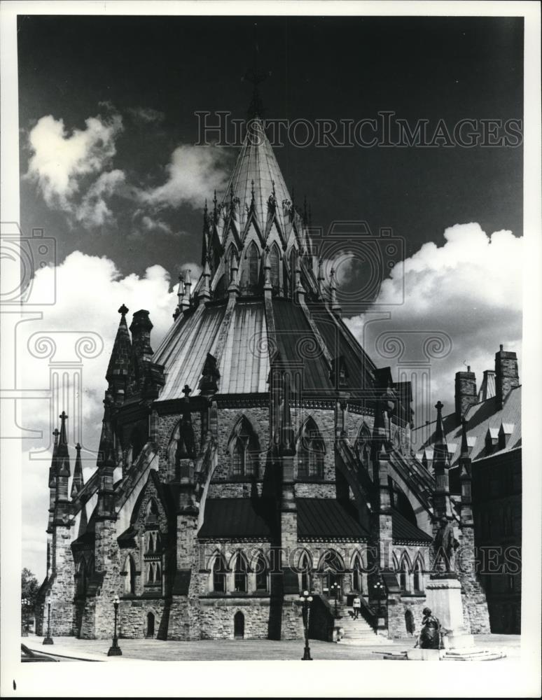 1977 Press Photo The sixteen sided Library of Parliament - Historic Images